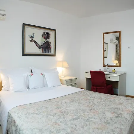 Hotel Radmilovac Белград Экстерьер фото